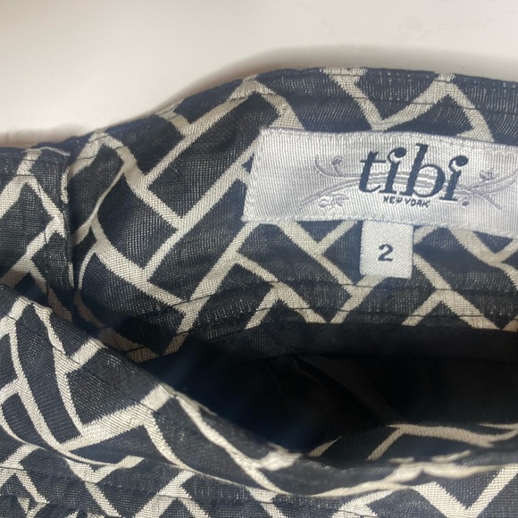 Tibi Women's A-Line Mini Skirt with Pockets – White & Black Woven Pattern Size 2 - Picture 4 of 5